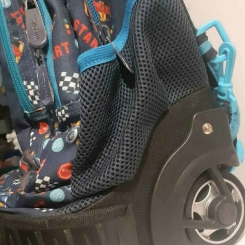 School trolley bag Must like new