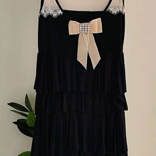 Zic Zac midi dress black with ruffles and beige bow like new