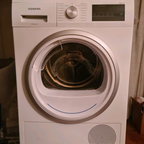 Siemens 8kg A++ Clothes Dryer like new with heat pump
