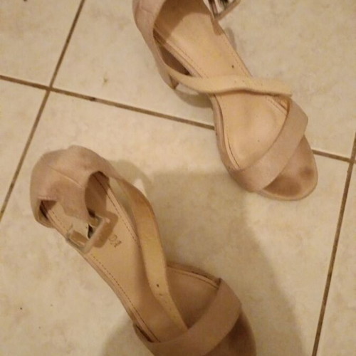 Alta Moda women's high-heeled sandals size 37 used beige