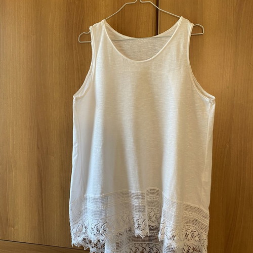 Sleeveless Wide Top with Cotton Lace Hem new, white