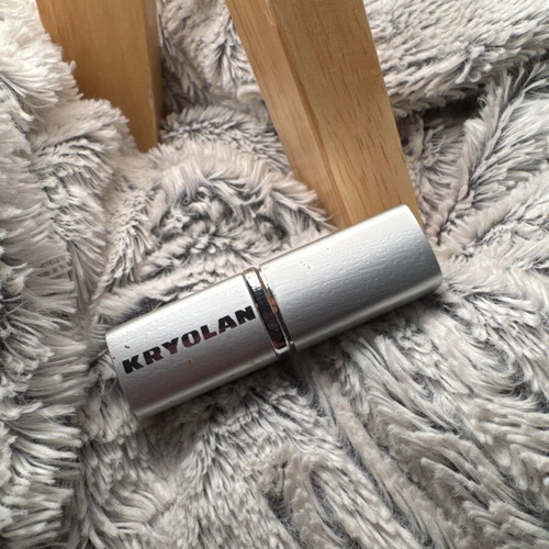 Kryolan lipstick like new