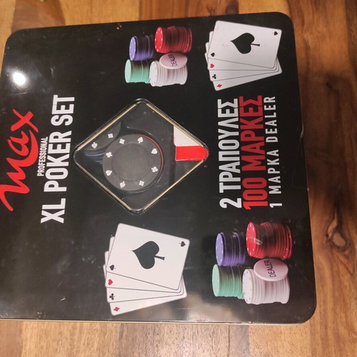 Max poker set like new