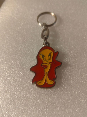 Vintage keychain used, Tweety design