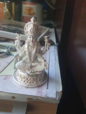 Porcelain decorations like new, 2 pieces, Chinese