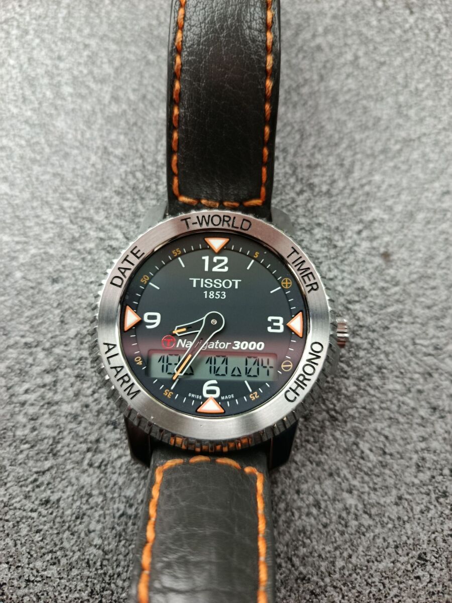 Tissot Navigator 3000 World Time like new - € 260,00 - Vendora.cy