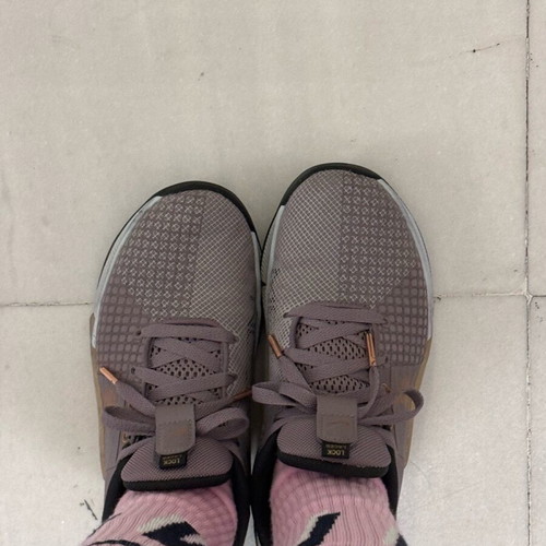 Nike Women's Training Metcon 8 Shoes like new, purple, size 39