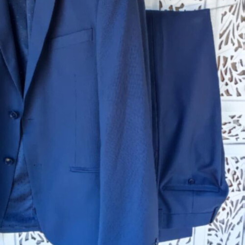 Italian Job suit blue, like new, size Large