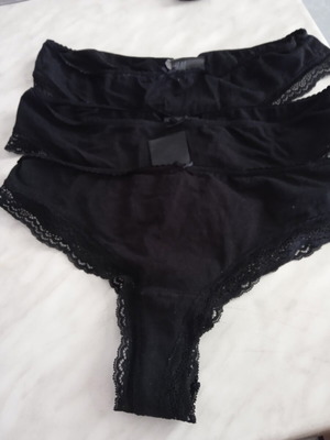 Σετ 4 ζευγάρια μαύρα σλιπ H&M σαν καινούργιο