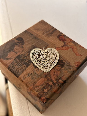 Heart pendant new, silver color