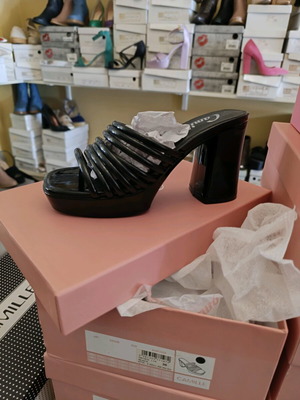 Mule black patent leather with square block heel Camille new