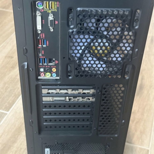 Gaming PC like new i7 GTX 1070 16GB RAM