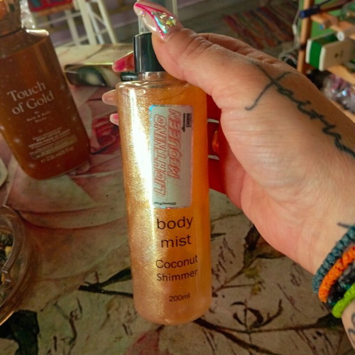 Body Mist Shimmer Coconut 200ml New