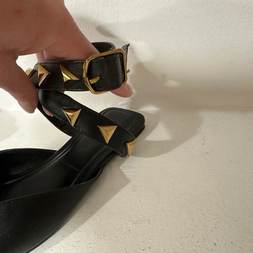 Zara women's mules like new, black with gold studs, size 37