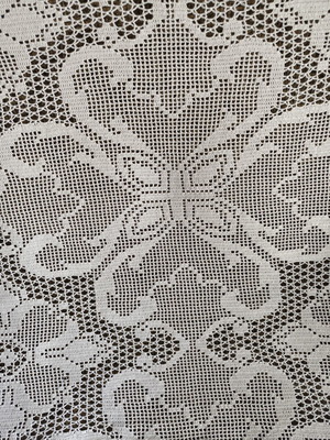 Handmade tablecloth like new