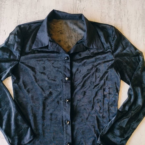 Black sheer shirt like new, delicate style