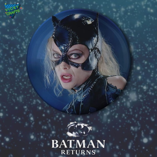 Batman Returns Catwoman Pins set of 4, 2.5cm, new