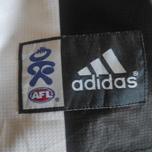 Collingwood Magpies Adidas men's collectible long-sleeve jersey like new