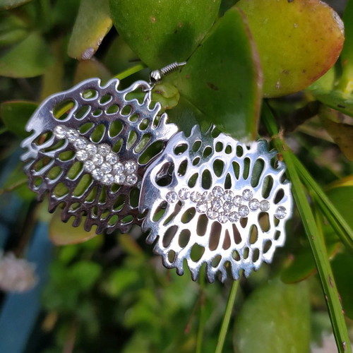 Earrings with crystals used
