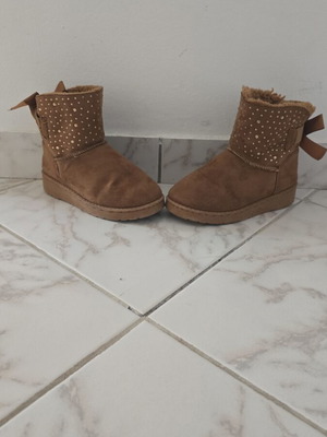 Ботуш No29 употребяван, кафяв с вътрешен пух