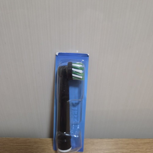 Oral-B CrossAction Replacement Head New