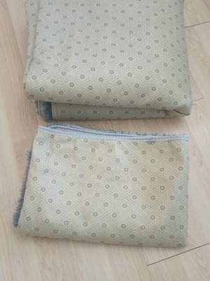 Rug set used, 2 pieces with soft gray texture and anti-slip dots