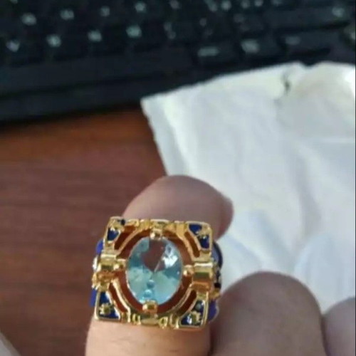 Royal ring new with large aquamarine sapphire, size 6