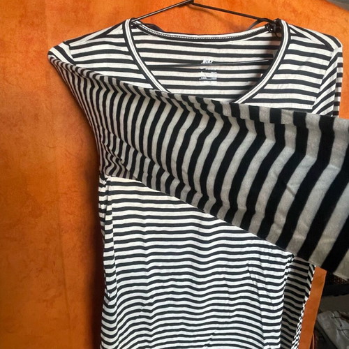 Branded women's long-sleeve blouse like new, size Small