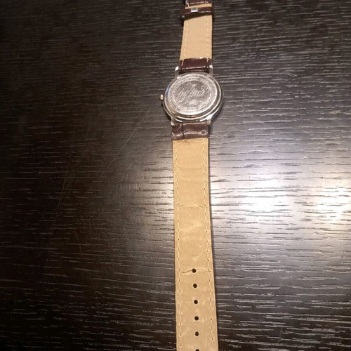 Infinity wristwatch used quartz