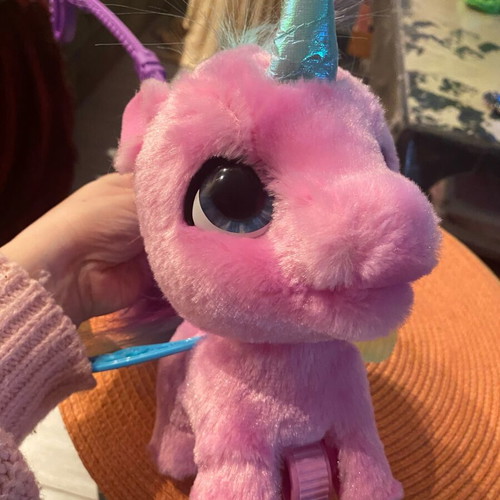 Hasbro Furreal Flyalots Flitter Unicorn like new