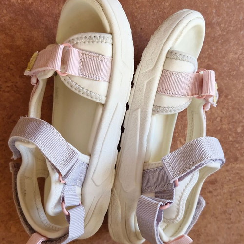 H&M sandals used, size 25-26, colorful