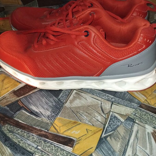 Runner men's sports sneakers size 43, red