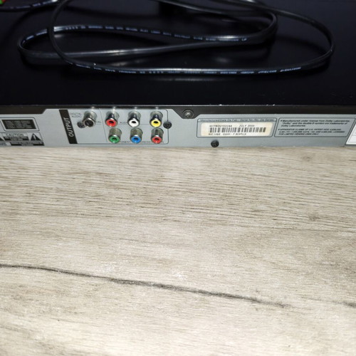 Set of 2 CD and DVD players used, LG premium and United budget series