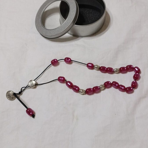 Komboloi handmade in gift packaging