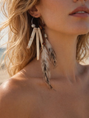 Artisan Sea Urchin & Feather σκουλαρίκια σαν καινούργια από Νέα Καληδονία