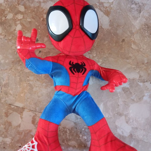 Hasbro Spiderman Spidey And His Amazing Friends Marvel Dance ‘N Crawl Spidey interactive plush