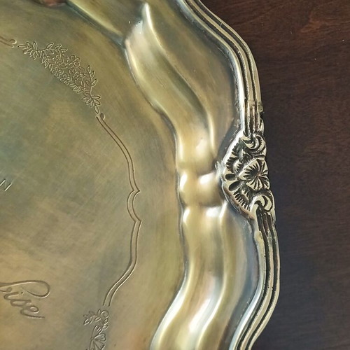 Bronze tray like new with engraved designs and curved finish