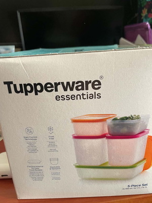 Tupperware Essentials 5-Piece Freezer Set new