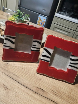 Glass red photo frames set of 3 15×15 like new