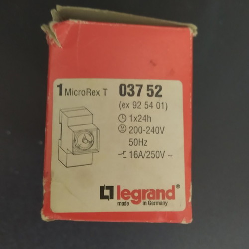 Legrand MicroRex T 03752 Analog 24-Hour Timer New
