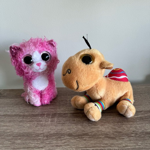 Beanie Boos Reagan cat and Jamal camel plush toys used, 15 cm