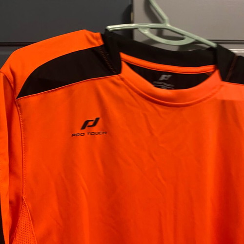 Pro Touch football shirt size medium like new