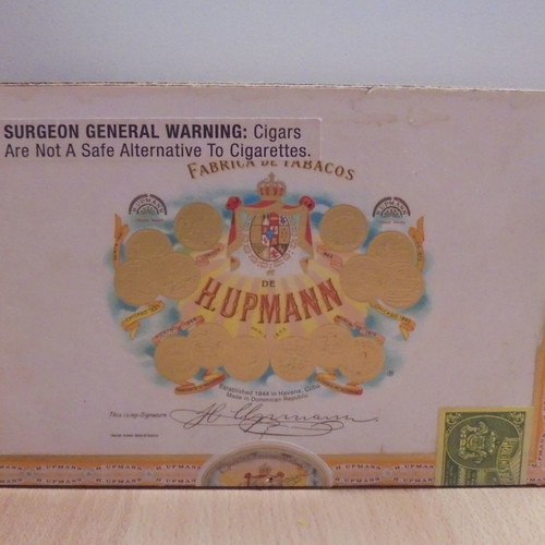 H. UPMANN old wooden cigar box used, empty