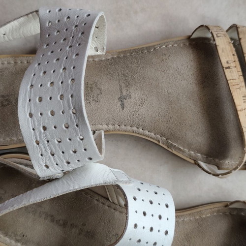 Tamaris sandals size 40 used, beige with soft touch sole