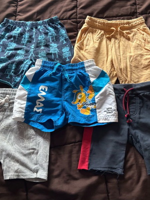Boys' shorts and swimwear set used, ages 4-5, multicolor, 5 pieces