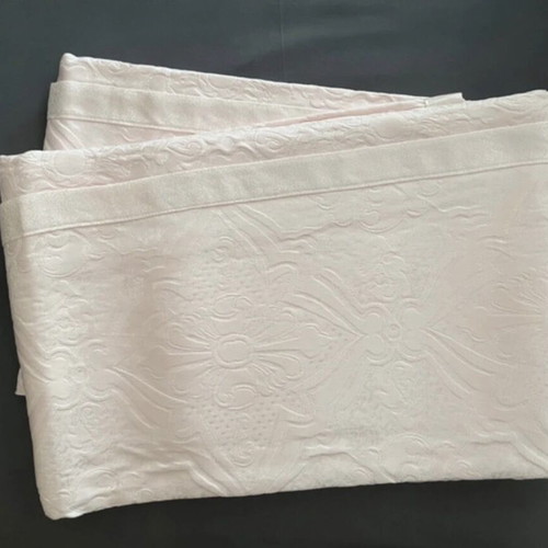 Pink double quilt blanket new, 120-140 x 190-200 cm