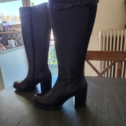 Fratelli Petridi women's boots size 39 like new, brown