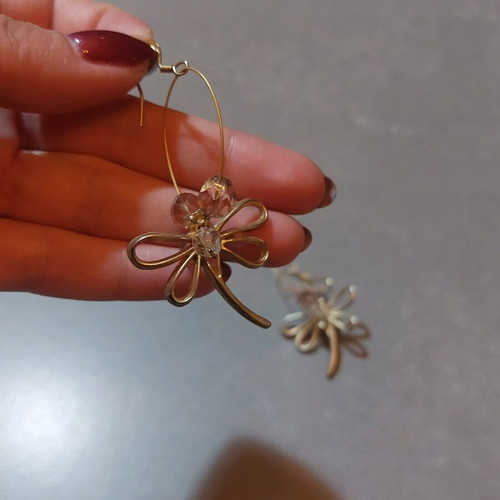Dangling earrings with butterflies new, gold color