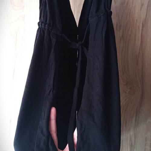 Black backless top like new, adjustable fit, size S