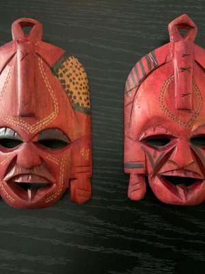 Set of 2 vintage African wall masks handmade wood 14cm